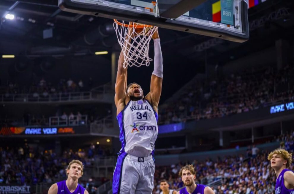 grecia queda tercer puesto