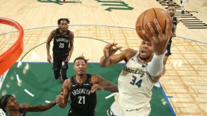 giannis rompe sequía milwaukee