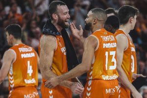 valencia conquista estrella roja