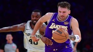 doncic lidera lakers spurs