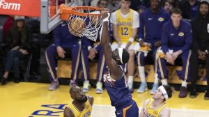 lakers caen phoenix suns