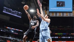 spurs fortín como locales