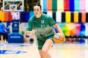 estepona-triunfo-estudiantes