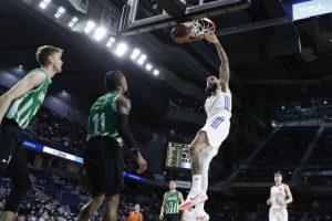 victoria líder real betis