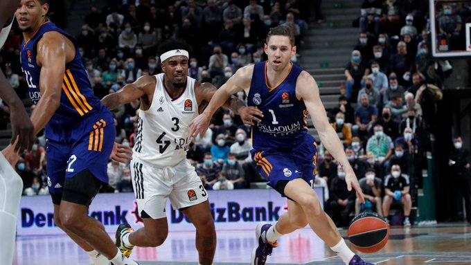 Real Madrid vence Asvel