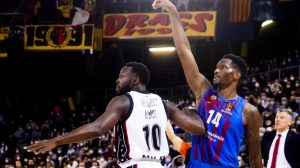 Milano sufre ganar Barcelona