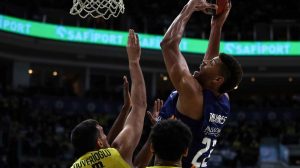 Fenerbahçe arrolla Real Madrid