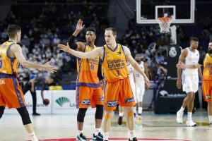 Real Madrid cae Valencia