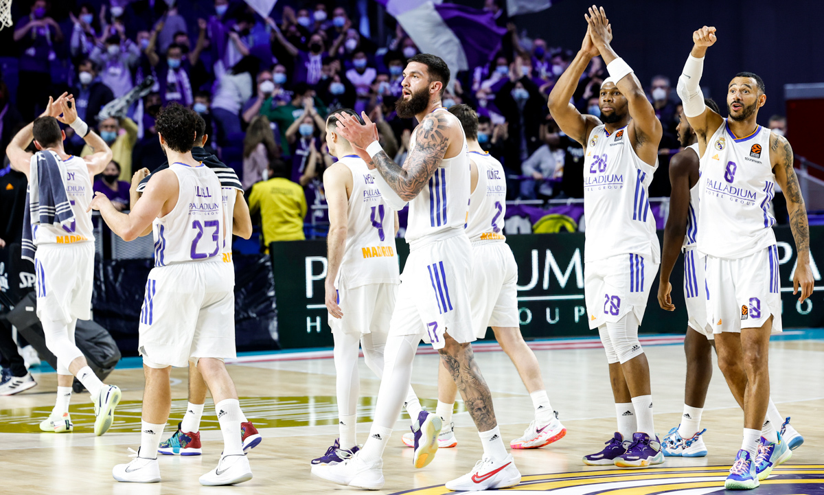 https://twitter.com/RMBaloncesto