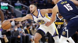 Warriors terminan Nuggets