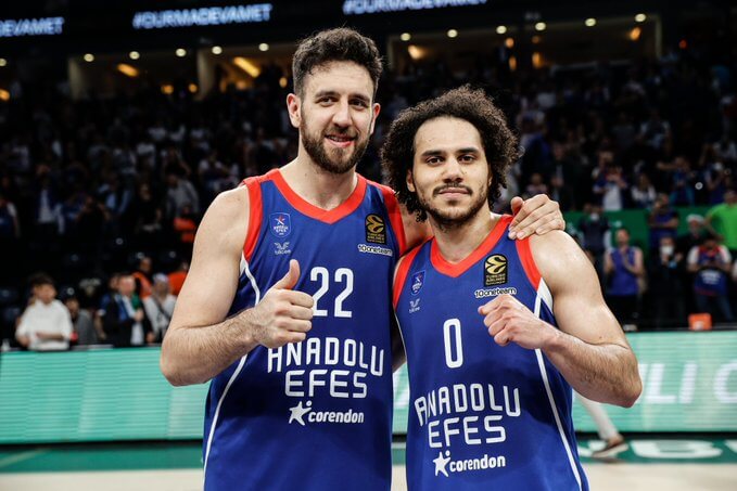 Anadolu Efes jugara tercera final four