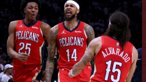 Pelicans play in Clippers