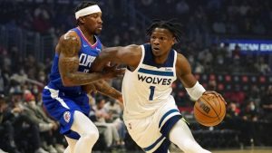 Wolves Clippers pelear