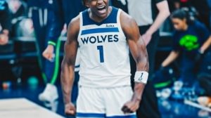 Wolves pelea Clippers