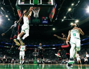Celtics empatan serie paliza