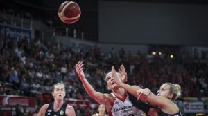 zaragoza cae cancha fenerbahce